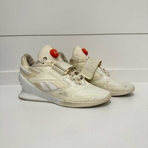 Reebok Women’s Legacy Lifter III Weightlifting - Size 7